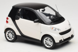 Smart Fortwo 451 Coupe Weiß Schwarz Minichamps 1:18 150036302 Druckguss — Bild 6 von 8