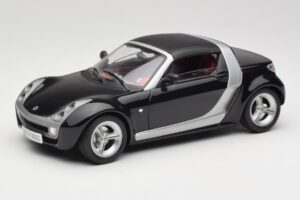 Smart Roadster Schwarz Bburago 1:18 34099-M1 Druckguss