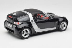 Smart Roadster Dunkelblau Bburago 1:18 34917 Druckguss — Bild 3 von 8