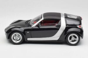 Smart Roadster Dunkelblau Bburago 1:18 34917 Druckguss — Bild 4 von 8