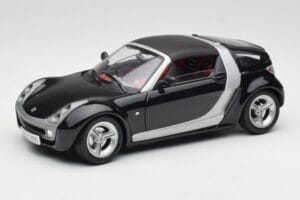 Smart Roadster Dunkelblau Bburago 1:18 34917 Druckguss