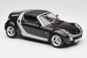 Smart Roadster Dunkelblau Bburago 1:18 34917 Druckguss — Bild 6 von 8