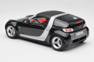 Smart Roadster Dunkelblau Bburago 1:18 34917 Druckguss — Bild 7 von 8