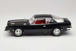 Studebaker Avanti Schwarz Signature Models 1:18 STUDEBAKER001 Druckguss — Bild 4 von 8