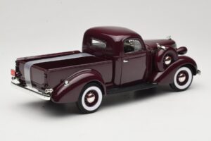 Studebaker Coupe Express Pickup Braun American Mint 1:18 92458-R1 Druckguss — Bild 3 von 8