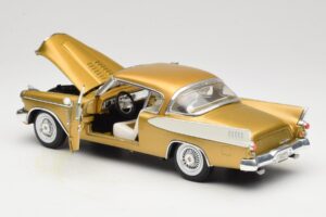 Studebaker Golden Hawk Anson 1:18 30384 Druckguss — Bild 5 von 8
