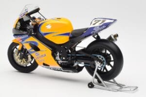 Suzuki GSX-R 1000 Team Alstare Corona Extra Y. Kagayama WSB 2005 Minichamps 1:12 122052271 Druckguss — Bild 5 von 6