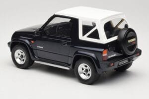 Suzuki Vitara Cabrio JLX Deep Blue Pearl Metallic Otto 1:18 OT492 Resin — Bild 5 von 6