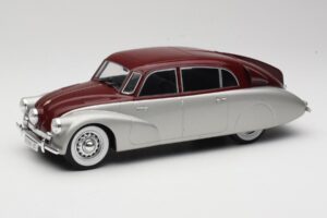 Tatra 87 Silber & Dunkelrot MCG 1:18 MCG18067 Druckguss