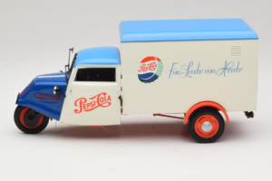Tempo Dreirad Kastenwagen Pepsi Minichamps 1:18 150099024 Druckguss — Bild 4 von 8