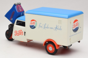 Tempo Dreirad Kastenwagen Pepsi Minichamps 1:18 150099024 Druckguss — Bild 5 von 8