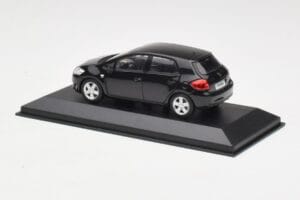 Toyota Auris E150 Schwarz Minichamps 1:43 TOYOTA004 Druckguss — Bild 3 von 4