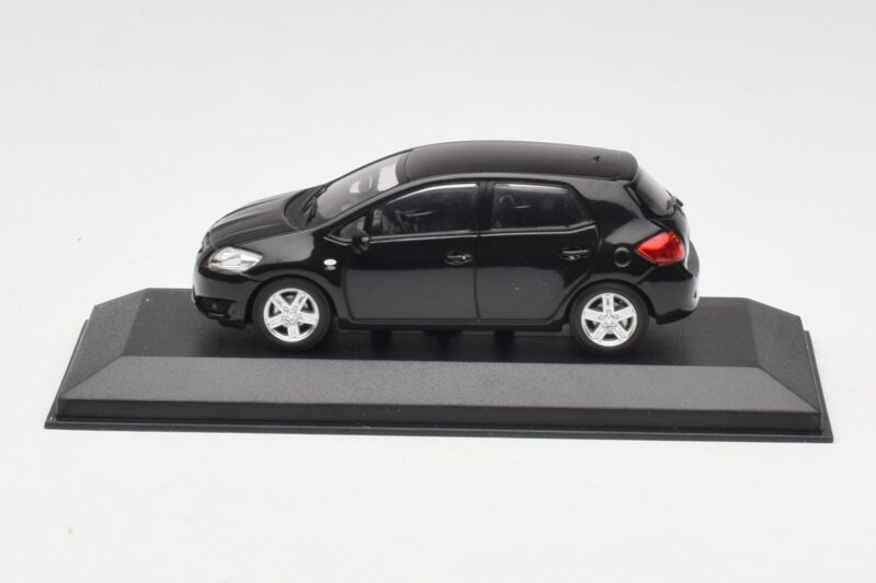 Toyota Auris E150 Schwarz Minichamps 1:43 TOYOTA004 Druckguss