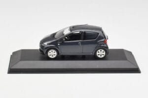 Toyota Aygo AB10 Grey Metallic Minichamps 1:43 AYGO001 Druckguss