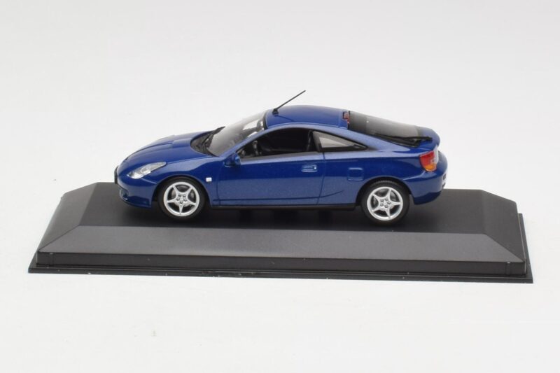 Toyota Celica T200 Dunkelblau Minichamps 1:43 TOYOTA006 Druckguss