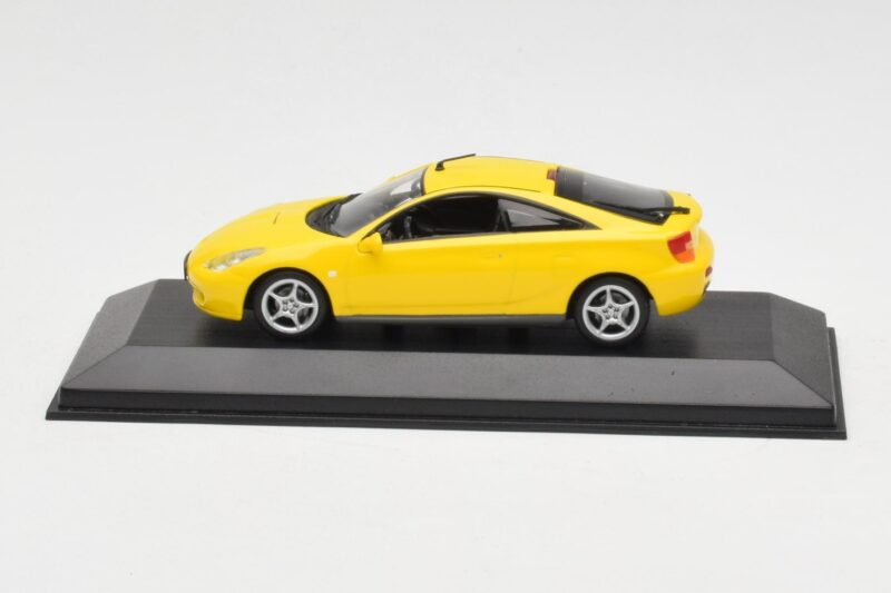 Toyota Celica T230 Gelb Minichamps 1:43 430168924 Druckguss