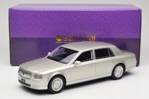 Toyota Century Silver Metallic Kyosho 1:18 KSR18036S Druckguss — Bild 6 von 6
