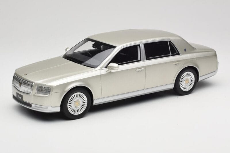 Toyota Century Silver Metallic Kyosho 1:18 KSR18036S Druckguss