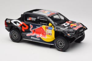 Toyota GR DKR Hilux Evo #206 L. Moraes / A. Monleon Rally Dakar 2024 IXO 1:18 18RMC238A Druckguss — Bild 4 von 6