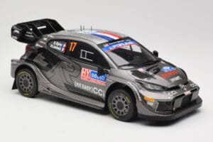 Toyota GR Yaris Rally1 #17 Toyota Gazoo Racing WRT S. Ogier / V. Landais Rally Finland 2024 IXO 1:18 18RMC216 Druckguss — Bild 4 von 6