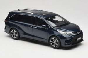 Toyota Granvia Dunkelblau OEM 1:18 FCL22GR803 Druckguss — Bild 6 von 8