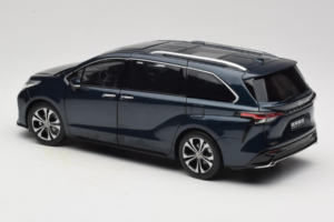 Toyota Granvia Dunkelblau OEM 1:18 FCL22GR803 Druckguss — Bild 7 von 8
