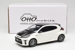 Toyota GRMN Yaris Rally Package Weiß Otto 1:18 OT1071 Resin — Bild 6 von 6