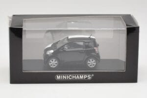 Toyota iQ Schwarz & Weiß Genfer Autosalon 2009 Minichamps 1:43 400166801 Druckguss — Bild 4 von 4