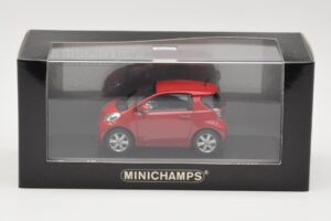 Toyota iQ Rot Minichamps 1:43 400166800 Druckguss — Bild 4 von 4