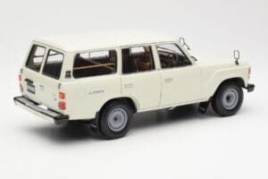 Toyota Land Cruiser J60 Weiß Kyosho 1:18 08956W Druckguss — Bild 3 von 8