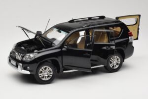 Toyota Land Cruiser Prado J150 Schwarz Paudi Model 1:18 623132-BK Druckguss — Bild 2 von 8