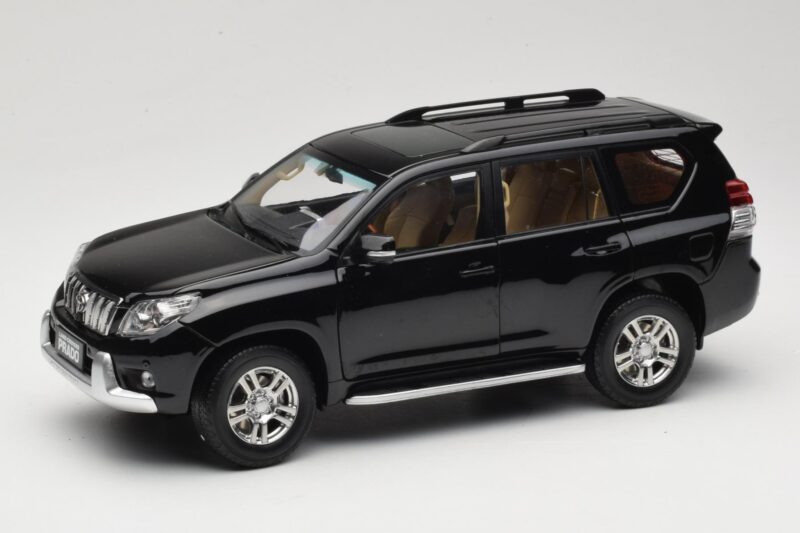 Toyota Land Cruiser Prado J150 Schwarz Paudi Model 1:18 623132-BK Druckguss
