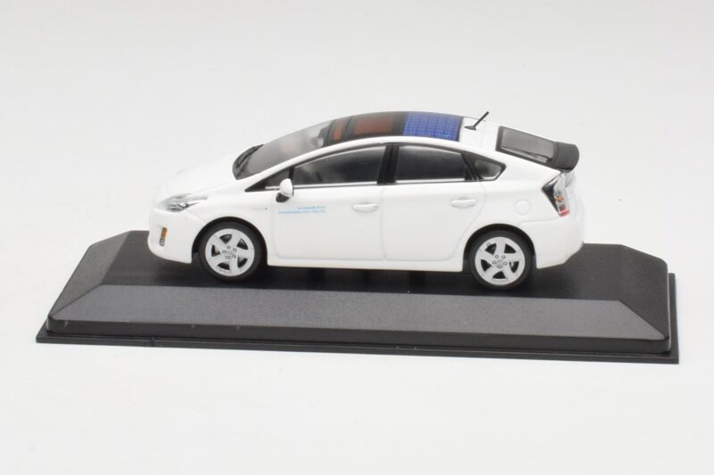 Toyota Prius XW30 Super Weiß Minichamps 1:43 PRIUS001 Druckguss