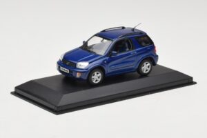 Toyota RAV4 Dunkelblau Grau Innenraum Minichamps 1:43 433166004 Druckguss — Bild 2 von 4