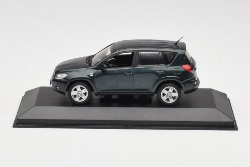 Toyota RAV4 XA20 Grün Minichamps 1:43 TOYOTA008 Druckguss