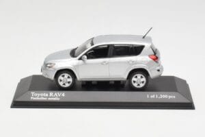 Toyota RAV4 XA30 Silber Minichamps 1:43 400166570 Druckguss