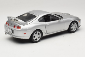 Toyota Supra A80 Silber Kyosho 1:18 08847 Druckguss — Bild 3 von 8