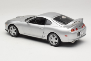 Toyota Supra A80 Silber Kyosho 1:18 08847 Druckguss — Bild 7 von 8