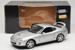 Toyota Supra A80 Silber Kyosho 1:18 08847 Druckguss — Bild 8 von 8