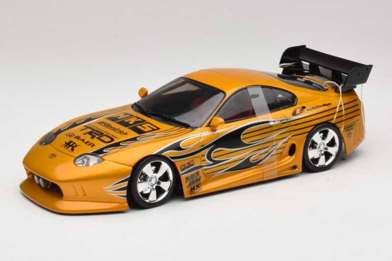 Toyota Supra A80 Gold Tunerz Edition Hot Wheels 1:18 B6091 Druckguss