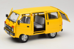 Toyota TJ110 Tianjin Huali Gelb OEM 1:18 TOYOTA014 Druckguss — Bild 2 von 8