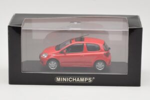 Toyota Yaris TS Rot Minichamps 1:43 430166062 Druckguss — Bild 4 von 4