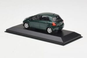 Toyota Yaris XP10 Oxford Green Minichamps 1:43 400166501 Druckguss — Bild 3 von 4