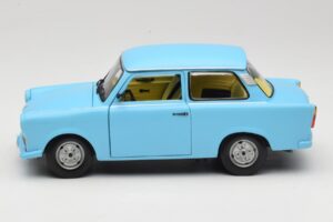Trabant 601 Blau Sun Star 1:18 4290 Druckguss — Bild 4 von 8