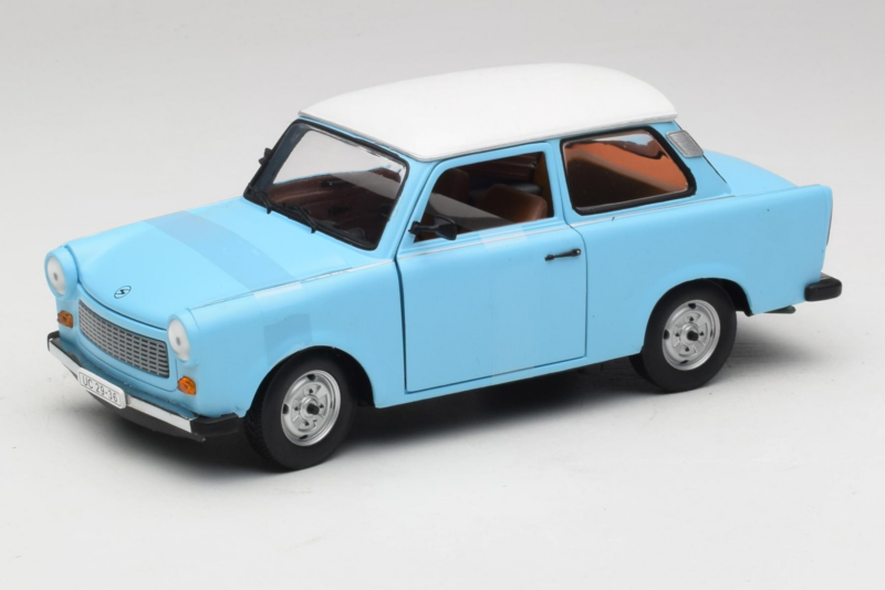 Trabant 601 Deluxe Blau Weiß Sun Star 1:18 4286 Druckguss