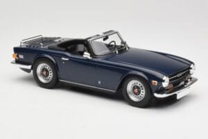 Triumph TR6 PI Dunkelblau Minichamps 1:18 155132032 Druckguss — Bild 4 von 6