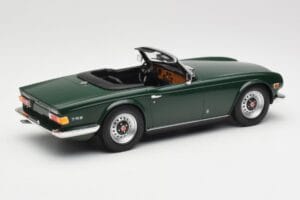 Triumph TR6 PI Dunkelgrün Minichamps 1:18 155132030 Druckguss — Bild 2 von 6
