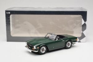 Triumph TR6 PI Dunkelgrün Minichamps 1:18 155132030 Druckguss — Bild 6 von 6