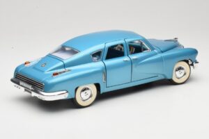 Tucker Torpedo Blau Road Signature 1:18 92268 Druckguss — Bild 3 von 8