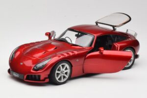 TVR Sagaris Rot Revell 1:18 08816 Druckguss — Bild 2 von 8